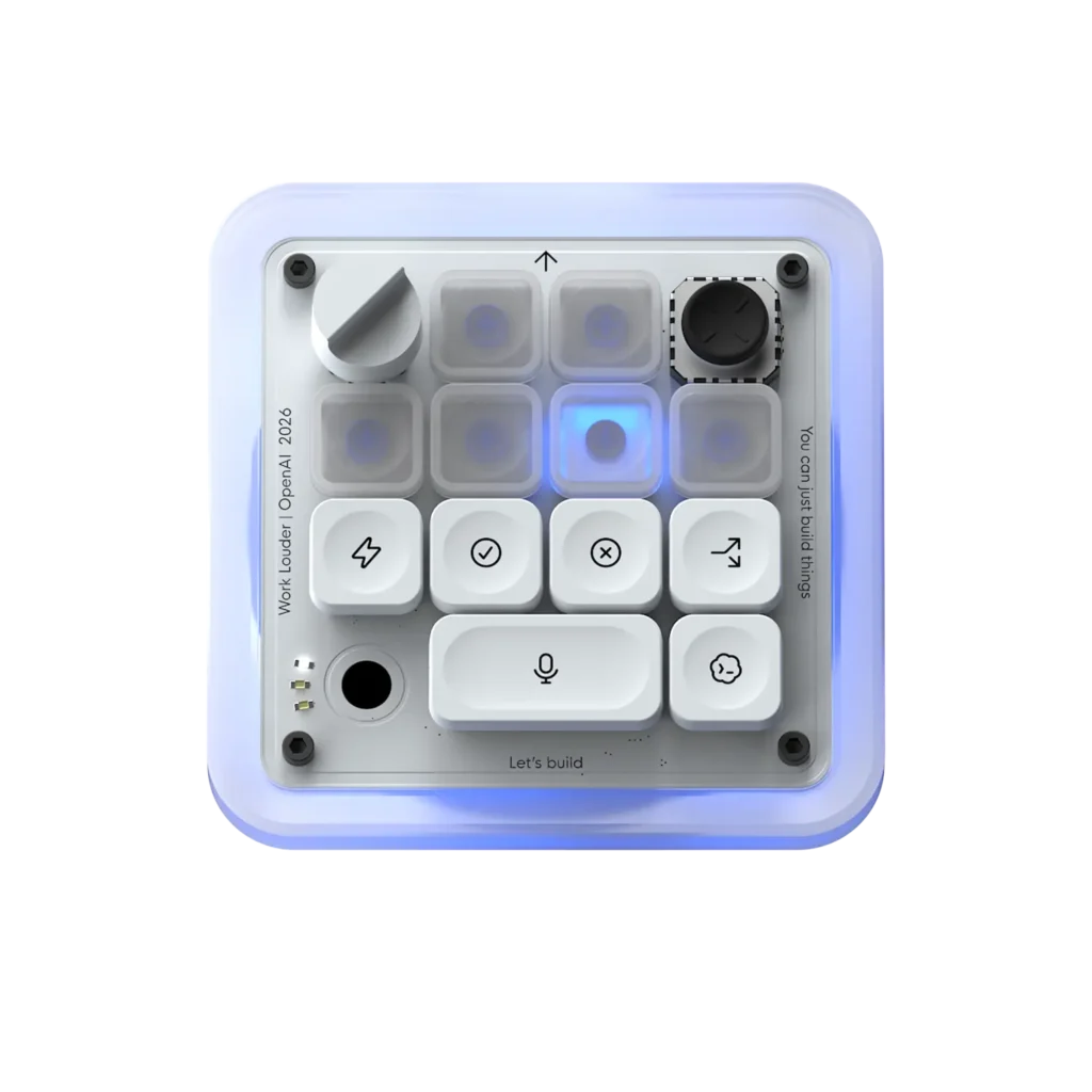 Detalle del teclado programable Codex Micro con teclas iluminadas, joystick y dial de control.