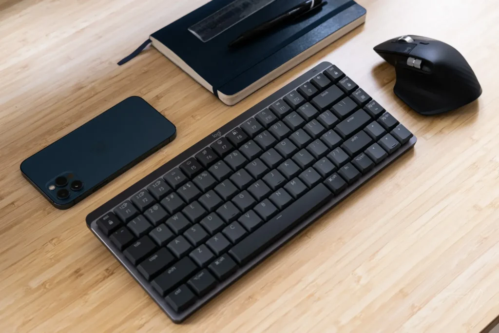 Logitech MX Mechanical (1)