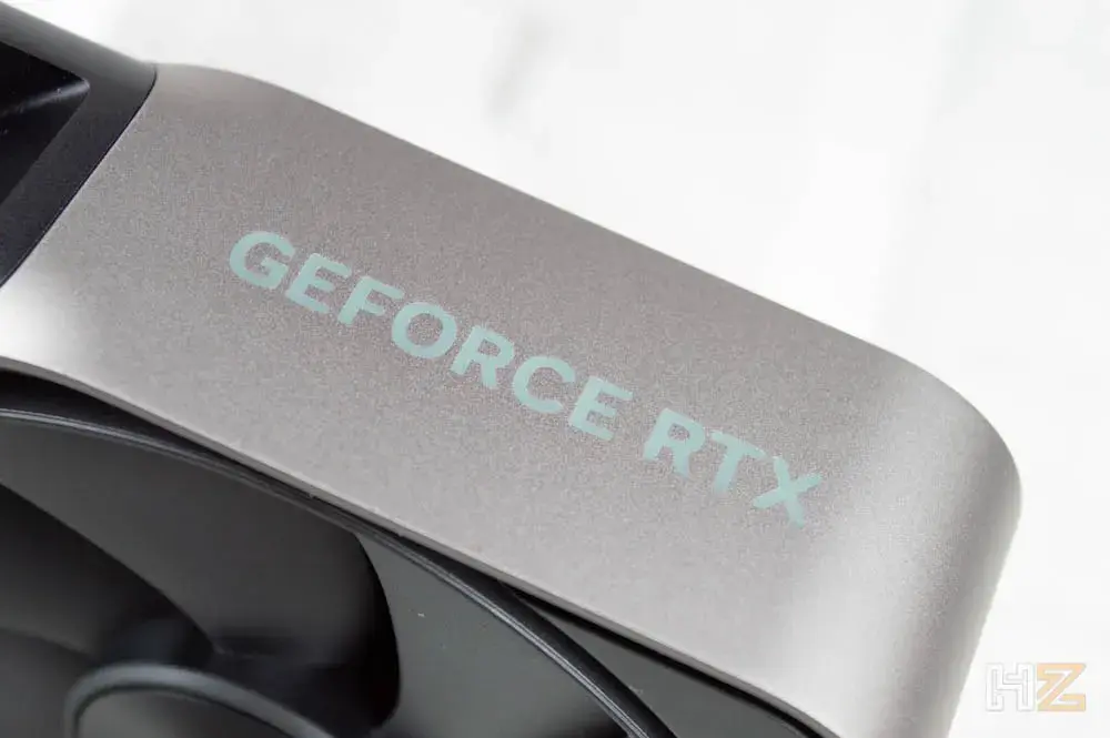 Tarjeta gráfica NVIDIA RTX 5060 Ti de 16 GB.