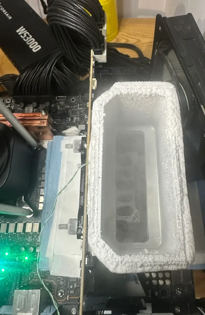 Qué velocidad récord alcanzó la RTX 5090D