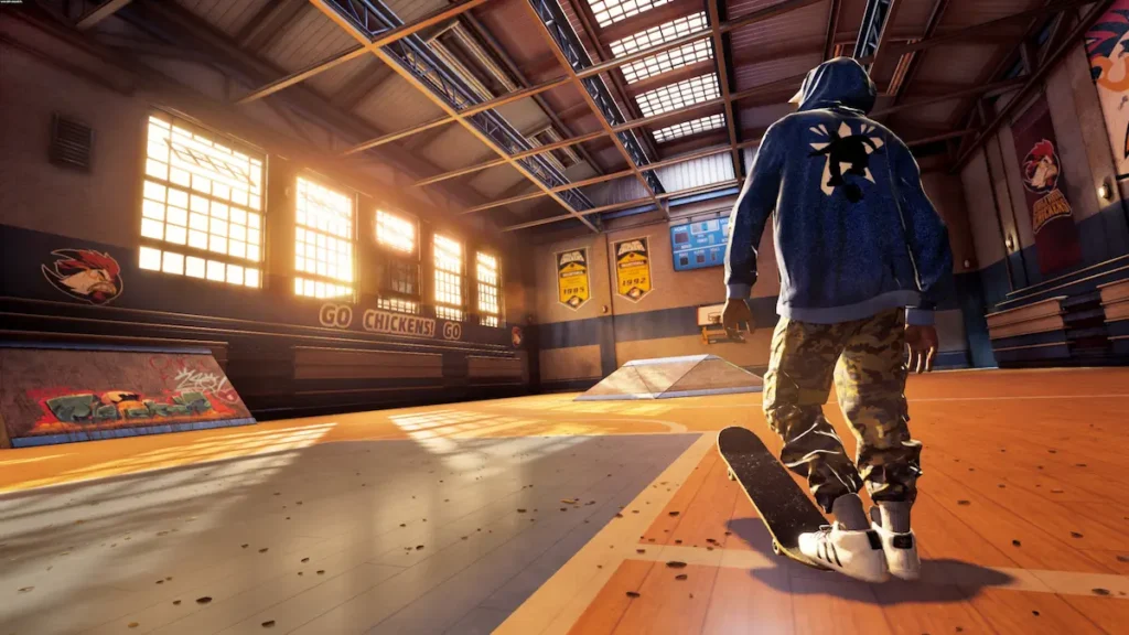 Logotipo de Xbox Game Pass junto a una imagen de Tony Hawk's Pro Skater 1 + 2 relacionada con su cancelación en el servicio.