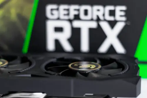 La subida de costes podría afectar al precio de las tarjetas gráficas GeForce RTX.