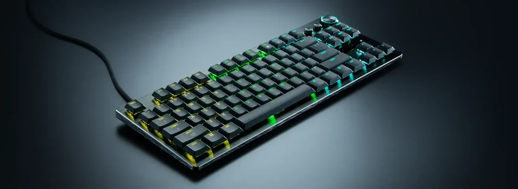 Razer Huntsman V3 Pro Low-Profile con switches ópticos analógicos