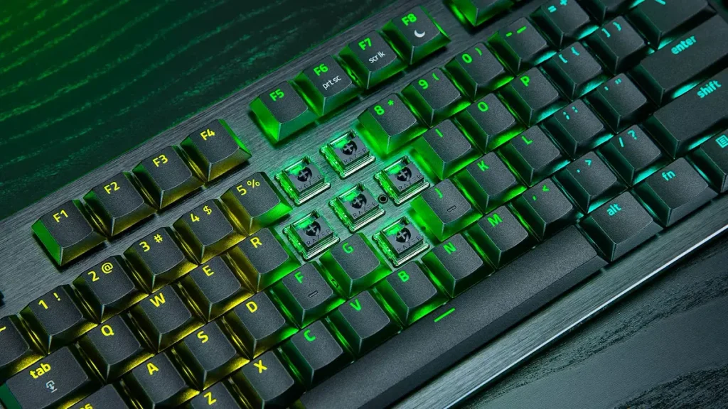 Teclado gaming Razer Huntsman V3 Pro TKL de perfil bajo