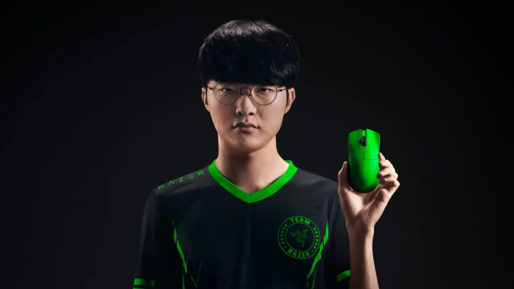 Ratón gaming Razer Viper V4 Pro Esports Green de 49 gramos