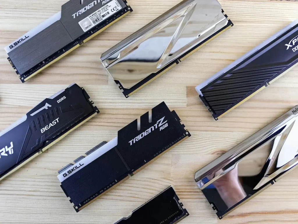 Módulos DDR5 ante la creciente demanda de memoria para inteligencia artificial