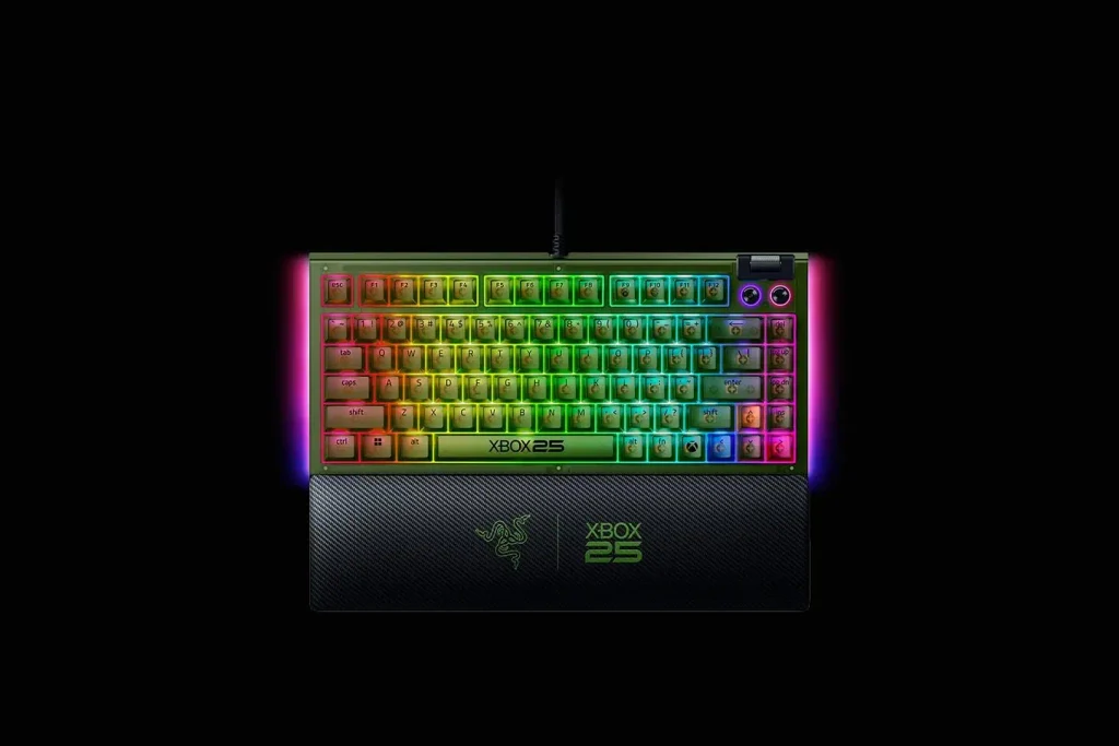 Razer BlackWidow V4 75% Xbox 25th Anniversary Edition