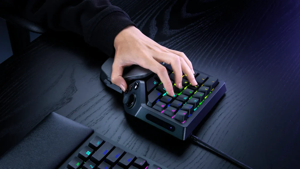 Razer Tartarus V2 Pro: keypad analógico con 31 controles y sondeo de 8.000 Hz